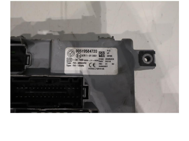   Pojistková skříňka 00519584720   Fiat Panda III 2011