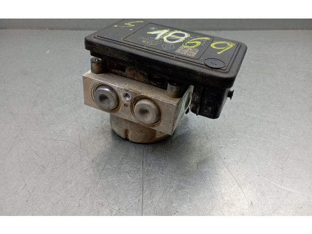 Блок АБС 47660858R Dacia Dokker 2012 - года