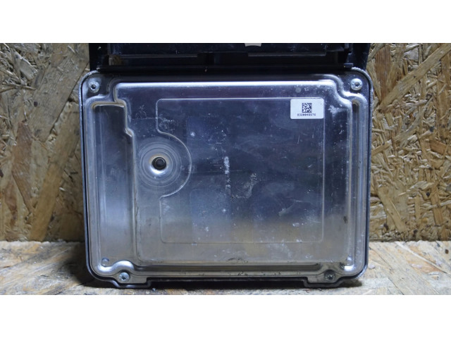 Блок управления двигателя 03L906018RR   Skoda Superb B6 (3T)