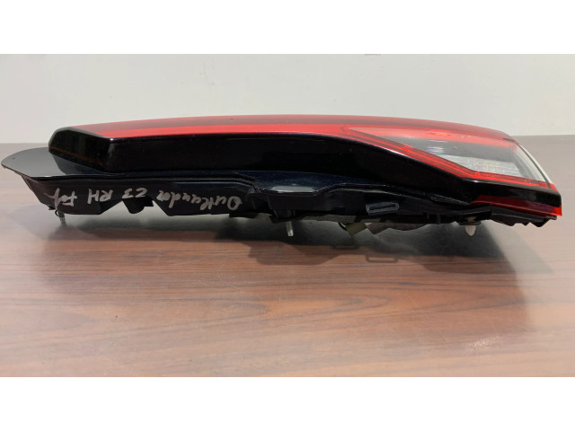 Задний фонарь правый сзади Mitsubishi Outlander IV 2021- года