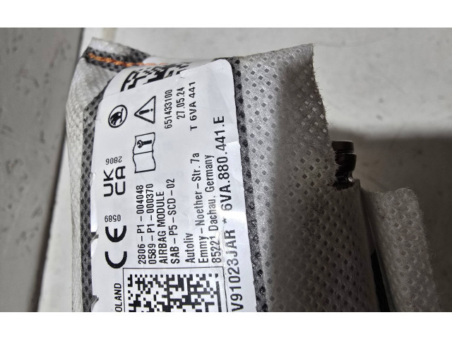 Подушка безопасности в сиденье 6v0880441e Skoda Fabia Mk4 (6VA)