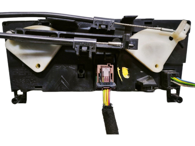 Модуль блока управления кондиционером 400017003, N6008001   Peugeot 5008