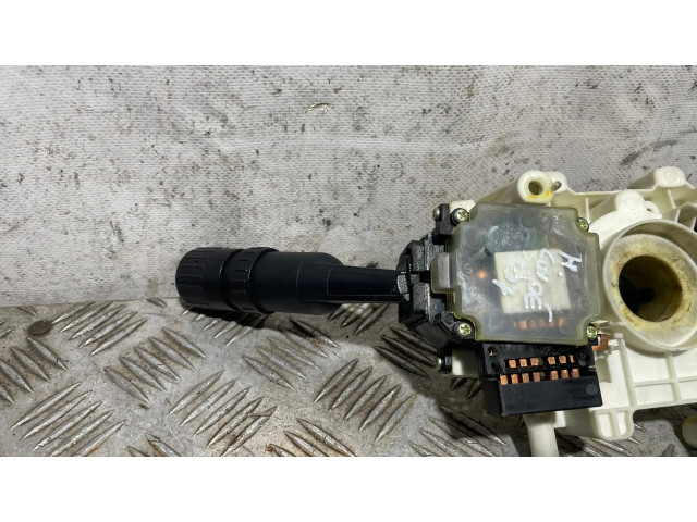 Мултифункционный включатель управления / ручка