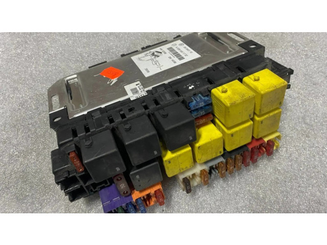 Pojistková skříňka a0205451732 Mercede-Benz S W220 2004