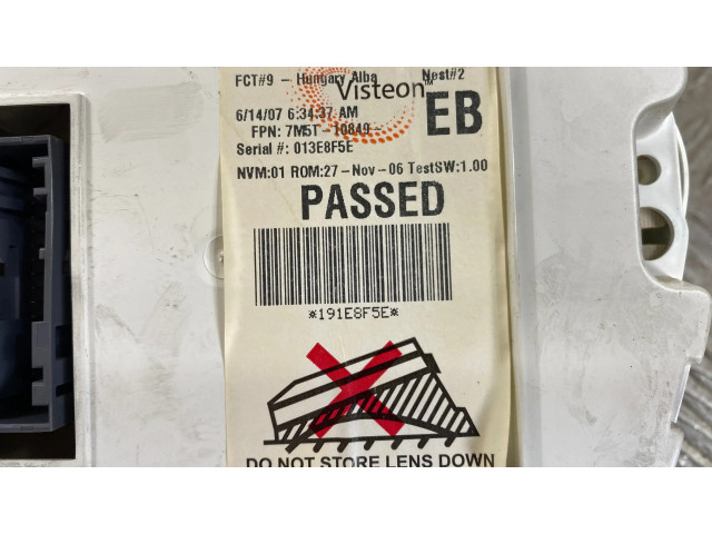 Přístrojová deska Ford Focus 2007 7M5T10849EB, 191E8F5E