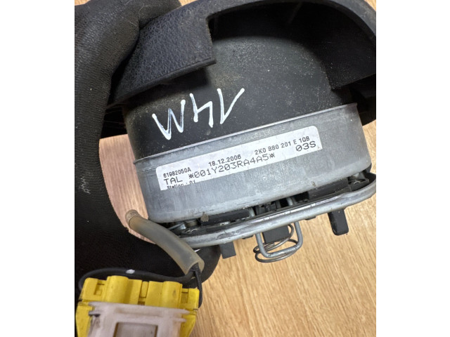 Подушка безопасности водителя 61607480, 61982050A Volkswagen Caddy