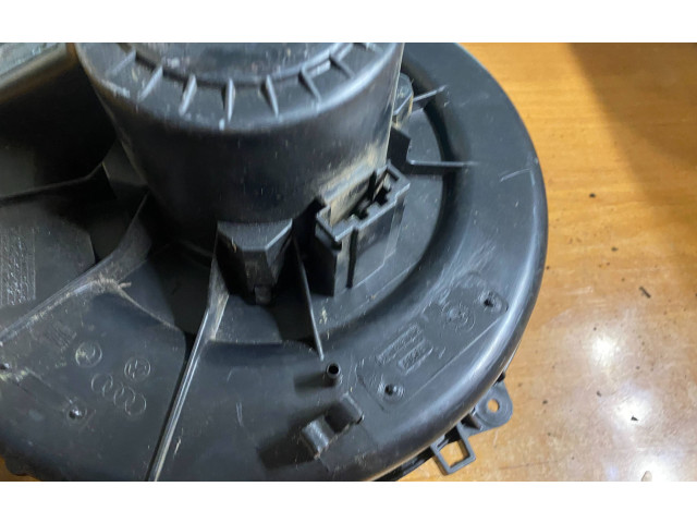 Вентилятор печки    6Q1819015G, A9674   Skoda Fabia Mk2 (5J)