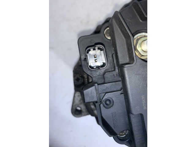 Генератор    Mitsubishi Endeavor      