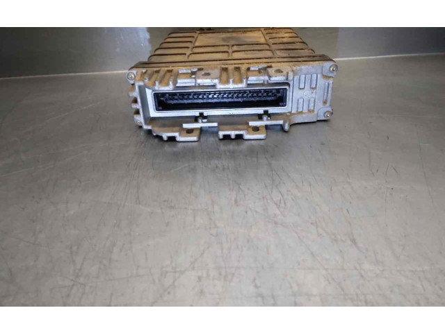 Блок управления двигателя 037906024B   Volkswagen Golf SportWagen