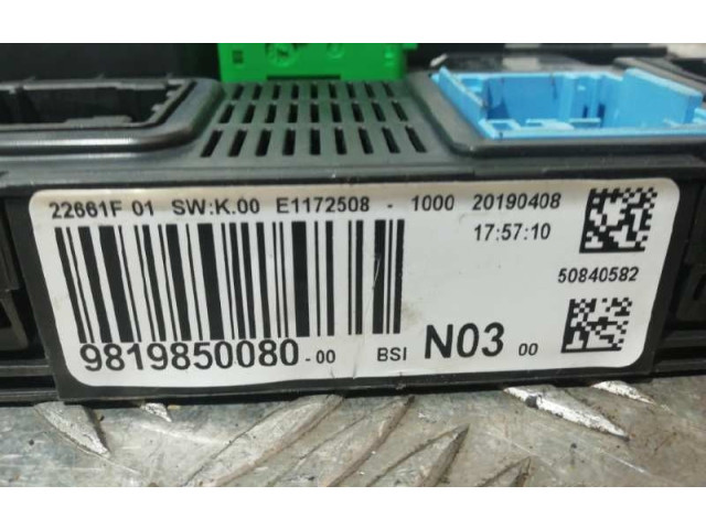 Zpětné zrcátko Peugeot 208 2019 9819850080