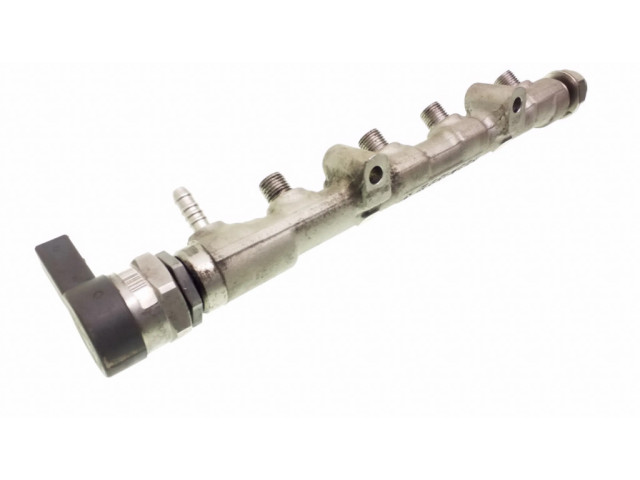 Vstřikovací lišta 03P089, 057130764AB Skoda Fabia Mk2 (5J) pro naftový motor 1.2