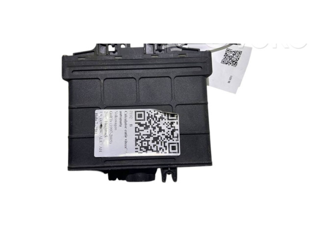 Блок управления коробкой передач 01M927733EQ, 5DG00792103   Volkswagen Golf IV