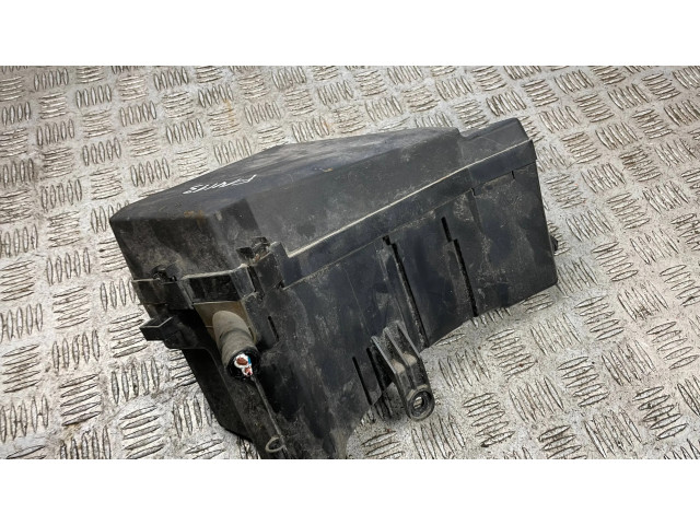 Блок предохранителей     Subaru Forester SJ    