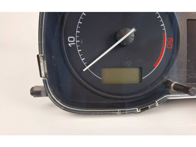 Панель приборов 1U0920810F Skoda Octavia Mk2 (1Z)