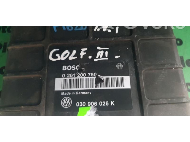 Блок управления двигателем Блок управления 0261200750, 030906026K Volkswagen Golf III