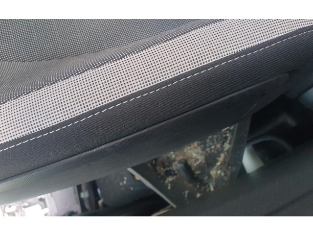 Подушка безопасности в сиденье    Renault Twingo III