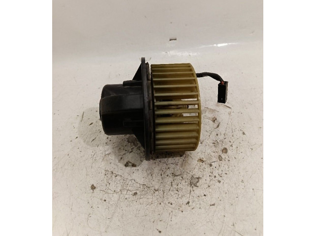 Вентилятор печки       Opel Combo D