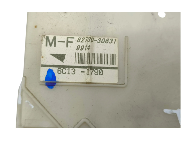   Pojistková skříňka 8273030631   Lexus GS 300 350 430 450H 2007