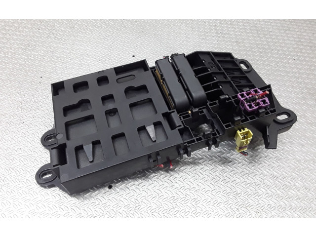 Блок предохранителей 4F0907289F Audi A6 S6 C6 4F