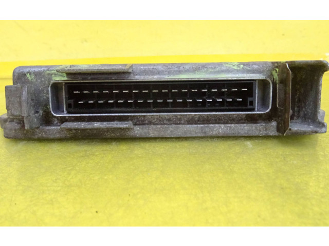 Блок управления двигателя 7700108455   Renault Clio I