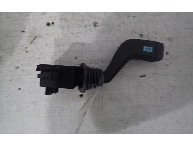 Ручка стеклоочистителей Opel Meriva A