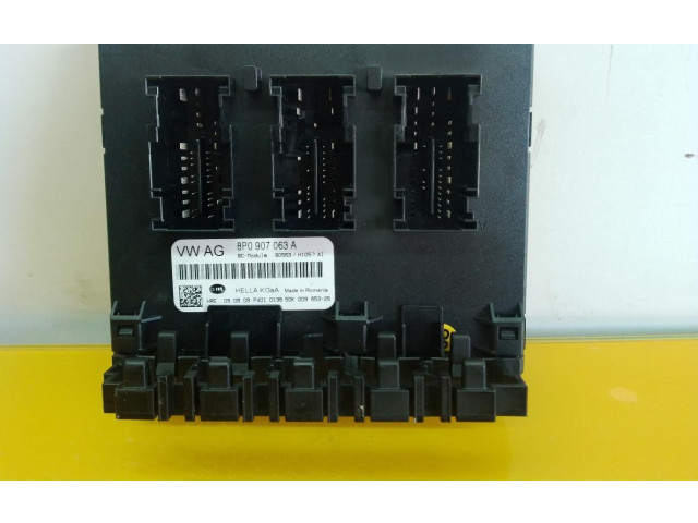 Блок управления двигателя 8P0907063A   Audi A3 S3 A3 Sportback 8P