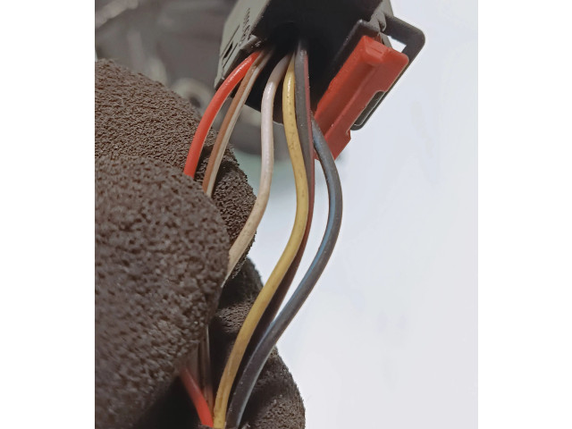 Зеркало электрическое        Volkswagen Touran II  2010 - 2016 года   