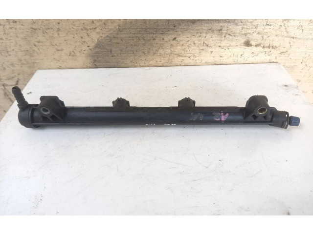 Vstřikovací lišta 036133320 Audi A2