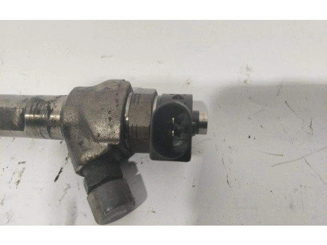 Форсунка 04L130277AC Volkswagen Caddy