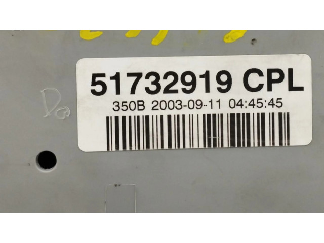 Блок предохранителей 51732919 Fiat Idea