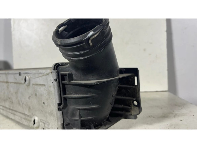 Интеркулер 7379167 BMW 1 E81 E87 0.0