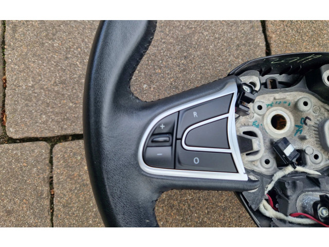 Руль Renault 4   -  года 484005825R      