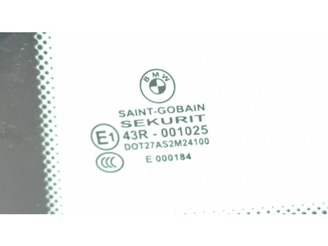 Заднее боковое стекло кузова