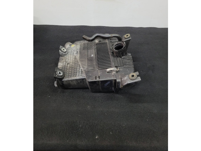 Блок предохранителей H8201172661, 70535779 Dacia Logan II