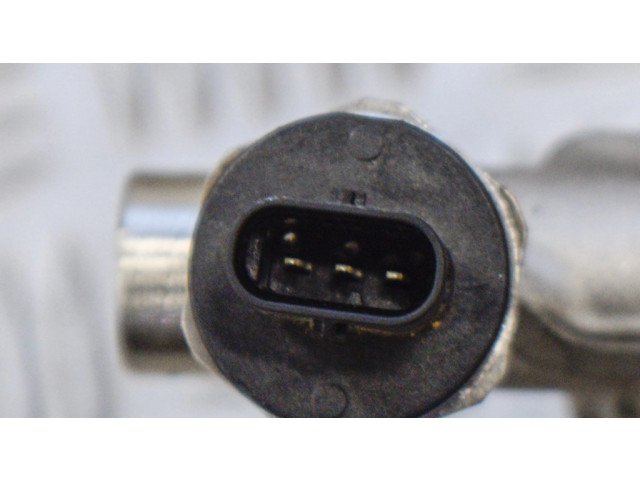 Vstřikovací lišta 7639979 Mini Clubman F54 pro benzínový motor 2.0 B48 A20 A