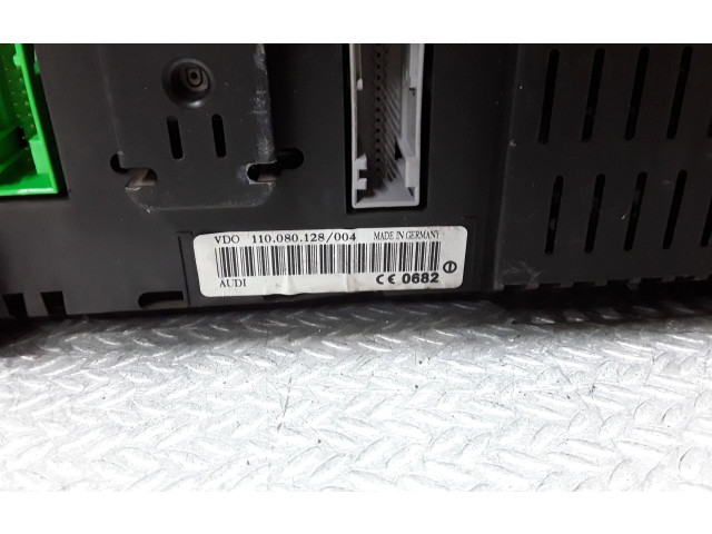 Панель приборов 110080128 Audi A6 S6 C5 4B