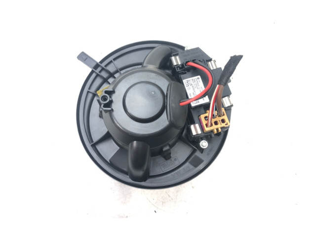 Вентилятор печки    1K1820015E   Volkswagen Touran I