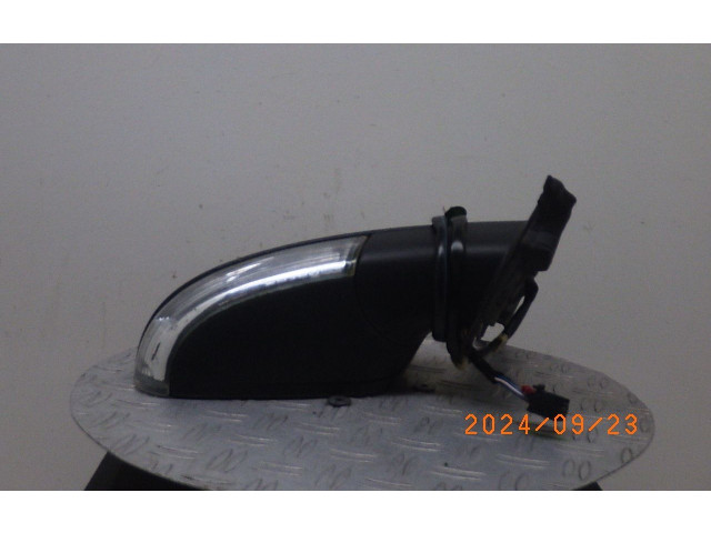 Зеркало электрическое Volkswagen Golf Plus 2005 - 2013 года