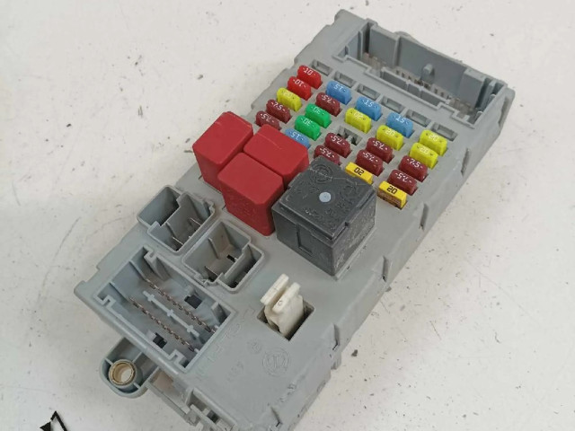 Блок предохранителей  51799306, 406626   Lancia Musa    