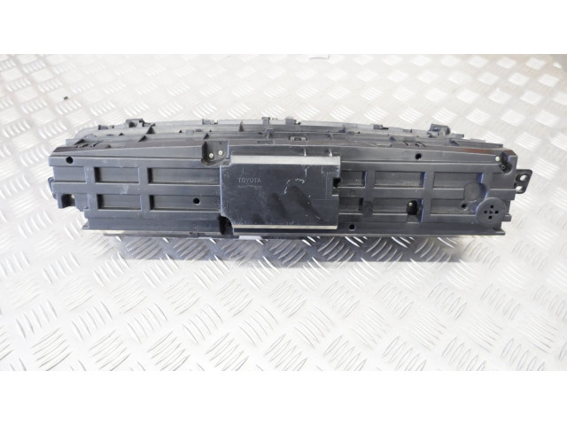 Přístrojová deska Toyota Prius (XW30) 2011 8380047120, 8380047120