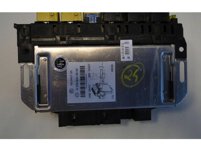 Блок предохранителей A2305454632 Mercedes-Benz SL R230