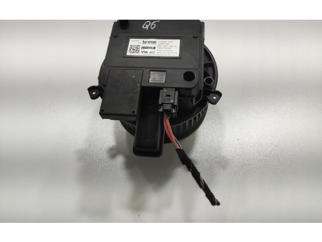 Вентилятор печки 4M1820021A Audi Q5 SQ5