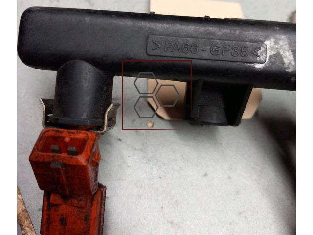 Топливная рампа 60653405 Alfa Romeo 147