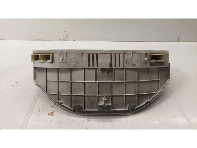 Панель приборов GE6RA Mazda 626