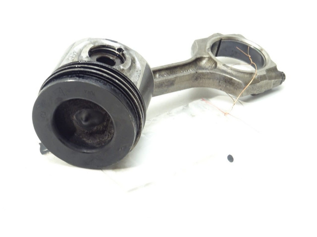 Поршень с шатуном N22A2 Honda CR-V