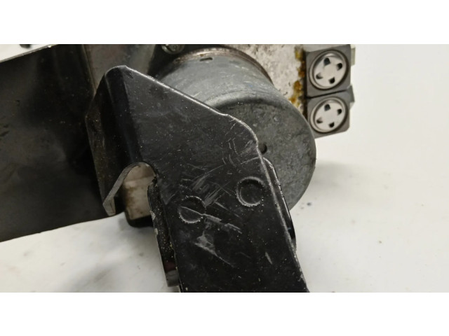 Jednotka ABS A1669014100   Mercedes-Benz GL X166 2014