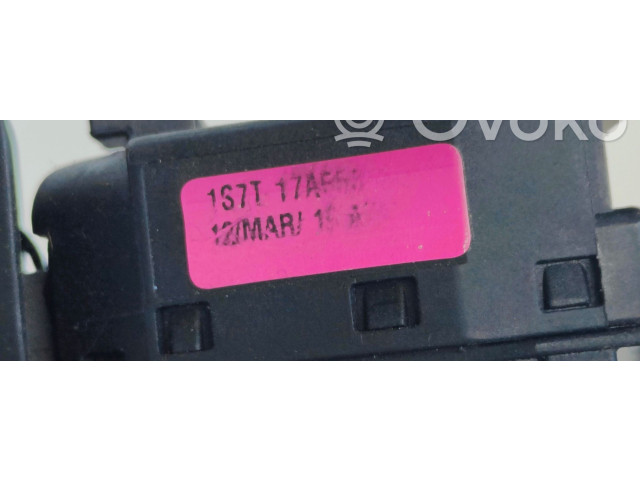 Ручка стеклоочистителей 1S7T17A553 Ford Fusion