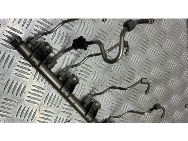 Vstřikovací lišta 7547599, 603071 BMW 7 F01 F02 F03 F04 pro benzínový motor 4.4