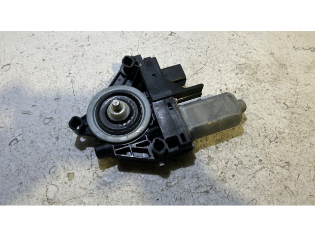 Передний двигатель механизма для подъема окон