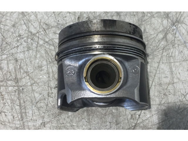 Píst Volkswagen Transporter - Caravelle T5